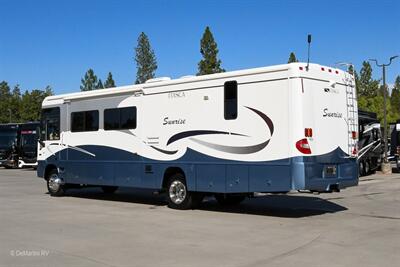 2006 Itasca Sunrise 35A   - Photo 2 - Grass Valley, CA 95945-5207