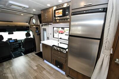 2026 Dynamax Isata 3 24FW   - Photo 11 - Grass Valley, CA 95945-5207