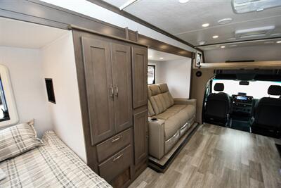 2026 Dynamax Isata 3 24FW   - Photo 10 - Grass Valley, CA 95945-5207