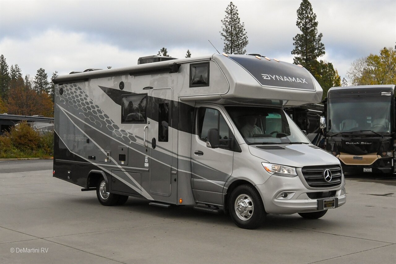 2026 Dynamax Isata 3 24FW   - Photo 1 - Grass Valley, CA 95945-5207