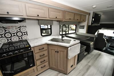 2026 Forest River Forester 3051S - Photo 9 - Grass Valley, CA 95945-5207