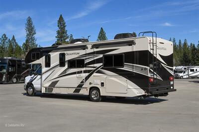2020 Thor Quantum KW29   - Photo 2 - Grass Valley, CA 95945-5207