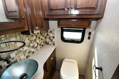 2022 Newmar Dutch Star 4081   - Photo 18 - Grass Valley, CA 95945-5207