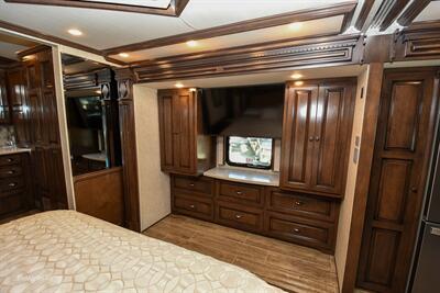 2022 Newmar Dutch Star 4081   - Photo 10 - Grass Valley, CA 95945-5207