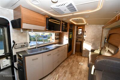 2019 Winnebago View 24D   - Photo 5 - Grass Valley, CA 95945-5207