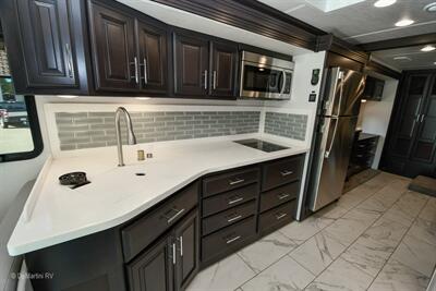 2025 Forest River Berkshire 34B   - Photo 7 - Grass Valley, CA 95945-5207