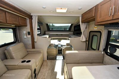 2022 Thor Omni SV34 - Photo 6 - Grass Valley, CA 95945-5207