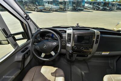 2018 Dynamax Isata 3 24FW   - Photo 13 - Grass Valley, CA 95945-5207