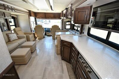 2021 Newmar Ventana 3412   - Photo 11 - Grass Valley, CA 95945-5207