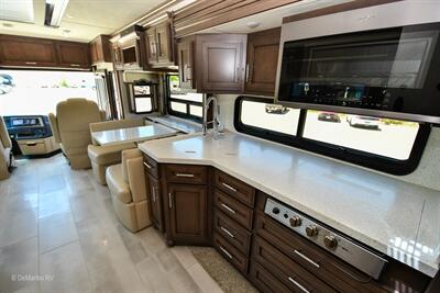 2021 Newmar Ventana 3412   - Photo 12 - Grass Valley, CA 95945-5207