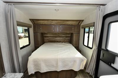 2021 Gulf Stream Envision SVT 21QBS   - Photo 11 - Grass Valley, CA 95945-5207