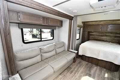 2021 Gulf Stream Envision SVT 21QBS   - Photo 9 - Grass Valley, CA 95945-5207