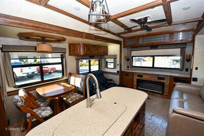 2015 Heartland Bighorn 3010 RE   - Photo 6 - Grass Valley, CA 95945-5207