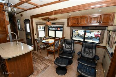 2015 Heartland Bighorn 3010 RE   - Photo 10 - Grass Valley, CA 95945-5207