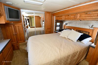 2004 Holiday Rambler Endeavor 38PBDD - Photo 9 - Grass Valley, CA 95945-5207