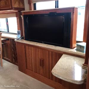 2007 Country Coach Magna 630 Series Rembrandt   - Photo 8 - Grass Valley, CA 95945-5207