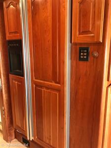 2007 Country Coach Magna 630 Series Rembrandt   - Photo 10 - Grass Valley, CA 95945-5207