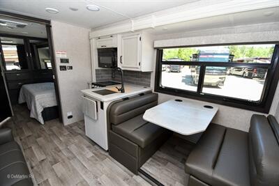 2023 Jayco Greyhawk 27U   - Photo 5 - Grass Valley, CA 95945-5207