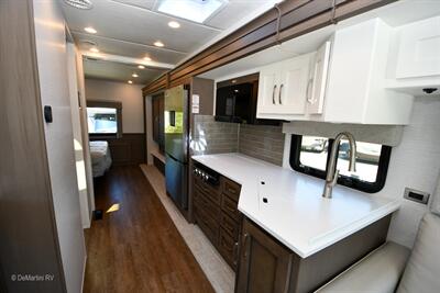 2026 Newmar Bay Star 3114 - Photo 7 - Grass Valley, CA 95945-5207