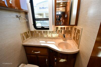 2018 Newmar King Aire 4531   - Photo 9 - Grass Valley, CA 95945-5207