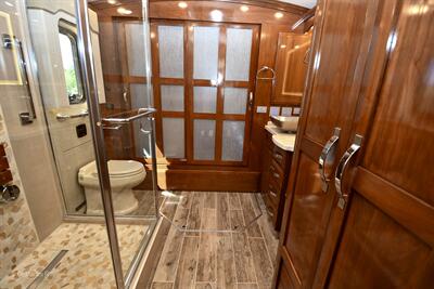 2018 Newmar King Aire 4531   - Photo 13 - Grass Valley, CA 95945-5207