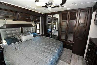 2022 Forest River Berkshire XL 37A   - Photo 10 - Grass Valley, CA 95945-5207