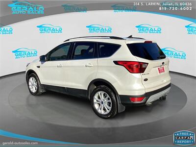 2019 Ford Escape SEL  27 MPG - Photo 8 - Joliet, IL 60436