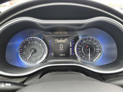 2015 Chrysler 200 Limited  36 MPG - Photo 15 - Joliet, IL 60436