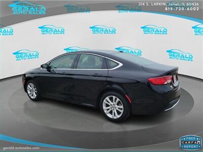 2015 Chrysler 200 Limited  36 MPG - Photo 8 - Joliet, IL 60436