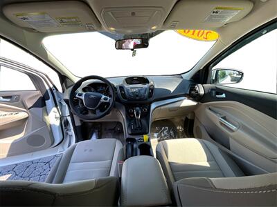 2016 Ford Escape SE  32 MPG - Photo 20 - Joliet, IL 60436