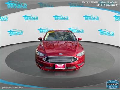 2018 Ford Fusion SE  32 MPG - Photo 2 - Joliet, IL 60436