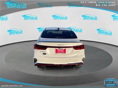 2022 Kia Forte GT  35 MPG - Photo 4 - Joliet, IL 60436