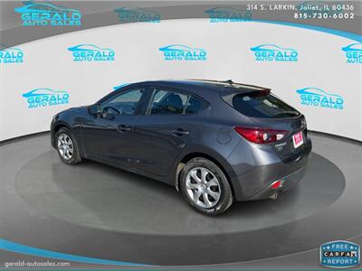 2016 Mazda Mazda3 i Sport  40 MPG - Photo 8 - Joliet, IL 60436