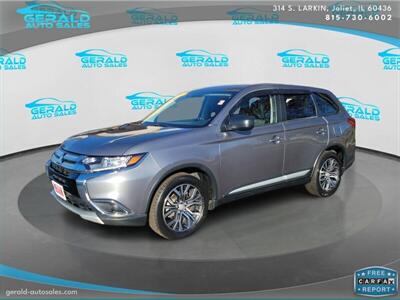 2018 Mitsubishi Outlander ES  29 MPG - Photo 1 - Joliet, IL 60436