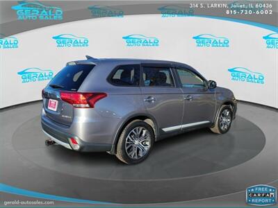 2018 Mitsubishi Outlander ES  29 MPG - Photo 7 - Joliet, IL 60436