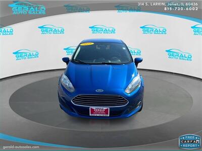 2019 Ford Fiesta SE  35 MPG - Photo 2 - Joliet, IL 60436