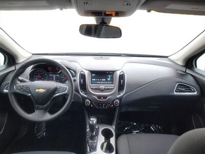 2018 Chevrolet Cruze LT Auto  40 MPG - Photo 20 - Joliet, IL 60436