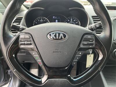 2018 Kia Forte S  37 MPG - Photo 16 - Joliet, IL 60436