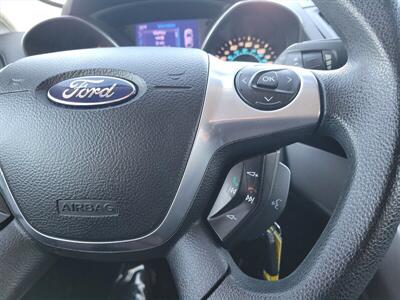 2013 Ford Escape SE  33 MPG - Photo 23 - Joliet, IL 60436