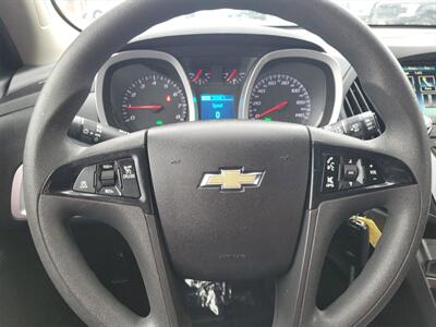 2016 Chevrolet Equinox LS  32 MPG - Photo 16 - Joliet, IL 60436