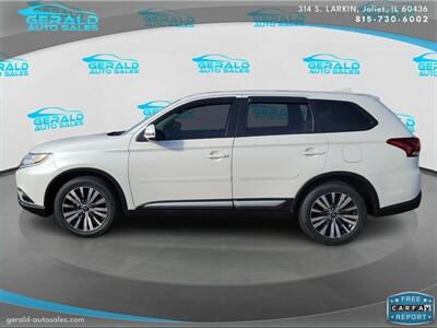 2020 Mitsubishi Outlander SE  30 MPG - Photo 3 - Joliet, IL 60436