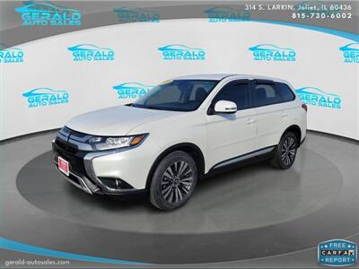 2020 Mitsubishi Outlander SE  30 MPG - Photo 1 - Joliet, IL 60436