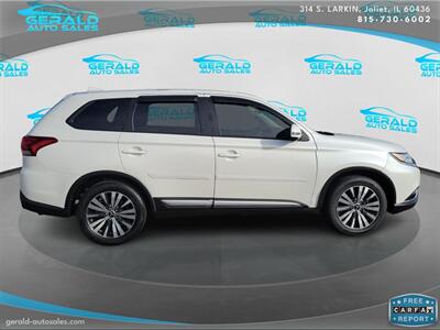 2020 Mitsubishi Outlander SE  30 MPG - Photo 5 - Joliet, IL 60436