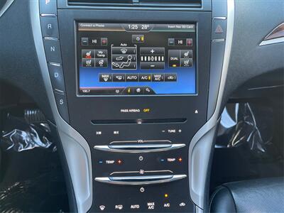 2015 Lincoln MKZ  33 MPG - Photo 23 - Joliet, IL 60436