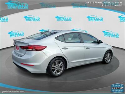 2018 Hyundai ELANTRA SEL  37 MPG - Photo 7 - Joliet, IL 60436