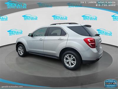 2017 Chevrolet Equinox LT  31 MPG - Photo 8 - Joliet, IL 60436