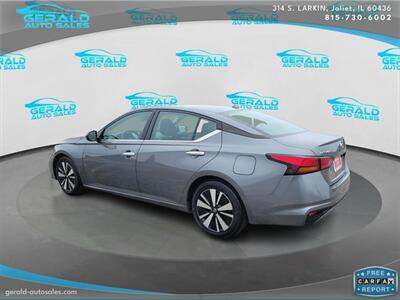 2021 Nissan Altima 2.5 SV  37 MPG - Photo 8 - Joliet, IL 60436