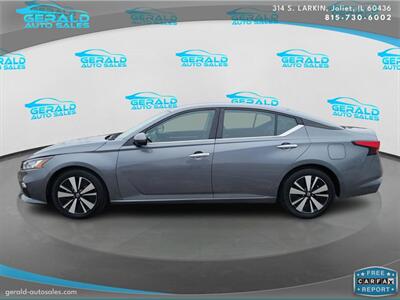 2021 Nissan Altima 2.5 SV  37 MPG - Photo 3 - Joliet, IL 60436