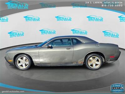 2009 Dodge Challenger SE  25 MPG - Photo 3 - Joliet, IL 60436