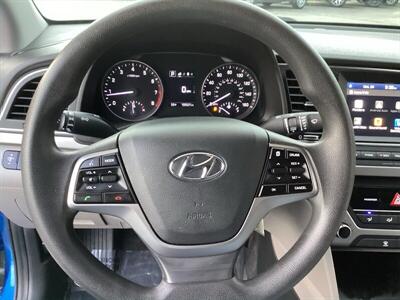 2018 Hyundai ELANTRA SEL  37 MPG - Photo 16 - Joliet, IL 60436